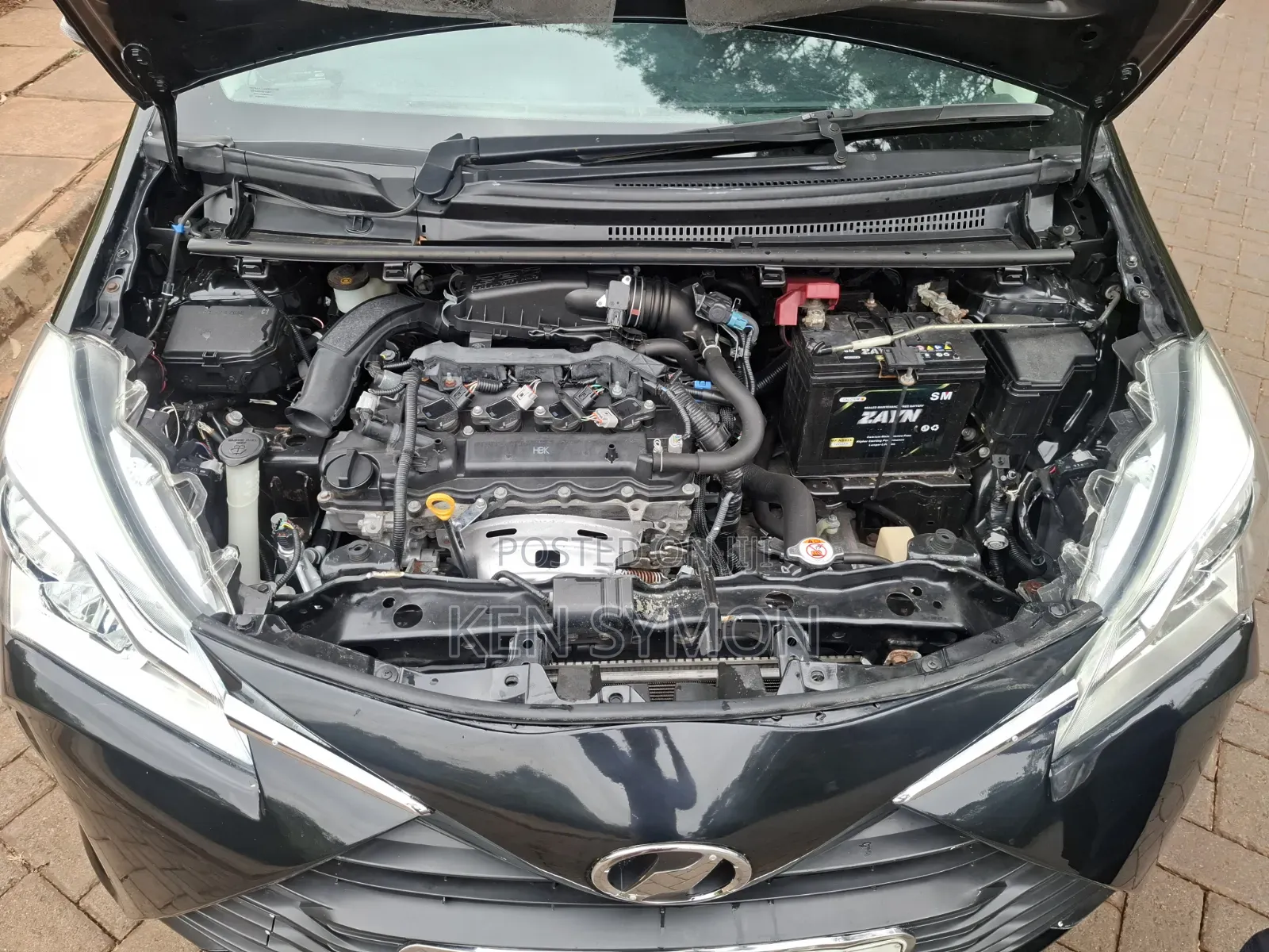 Toyota Vitz 1.3 FWD 5dr 2018 Black