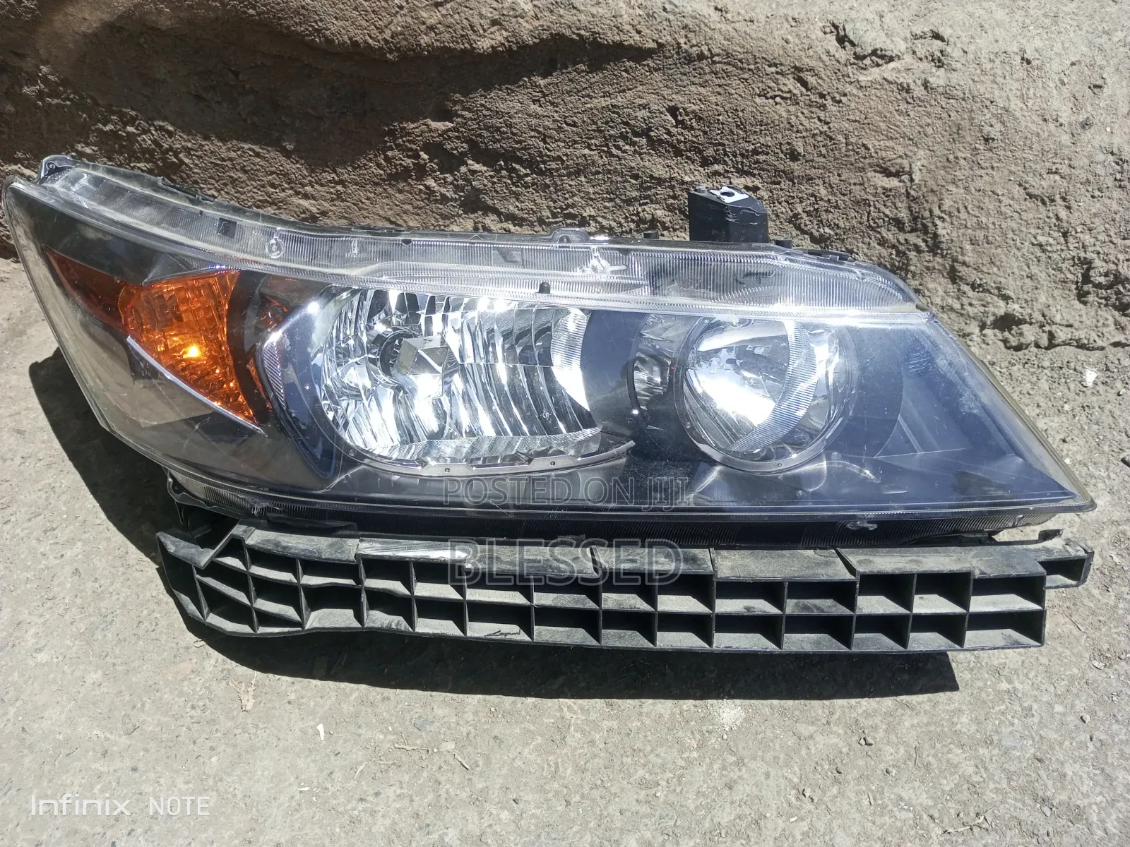 Honda Airwave Headlight