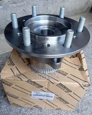 Wheel Hub Front Toyota Haice 7l 9l