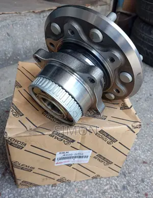 Wheel Hub Front Toyota Haice 7l 9l