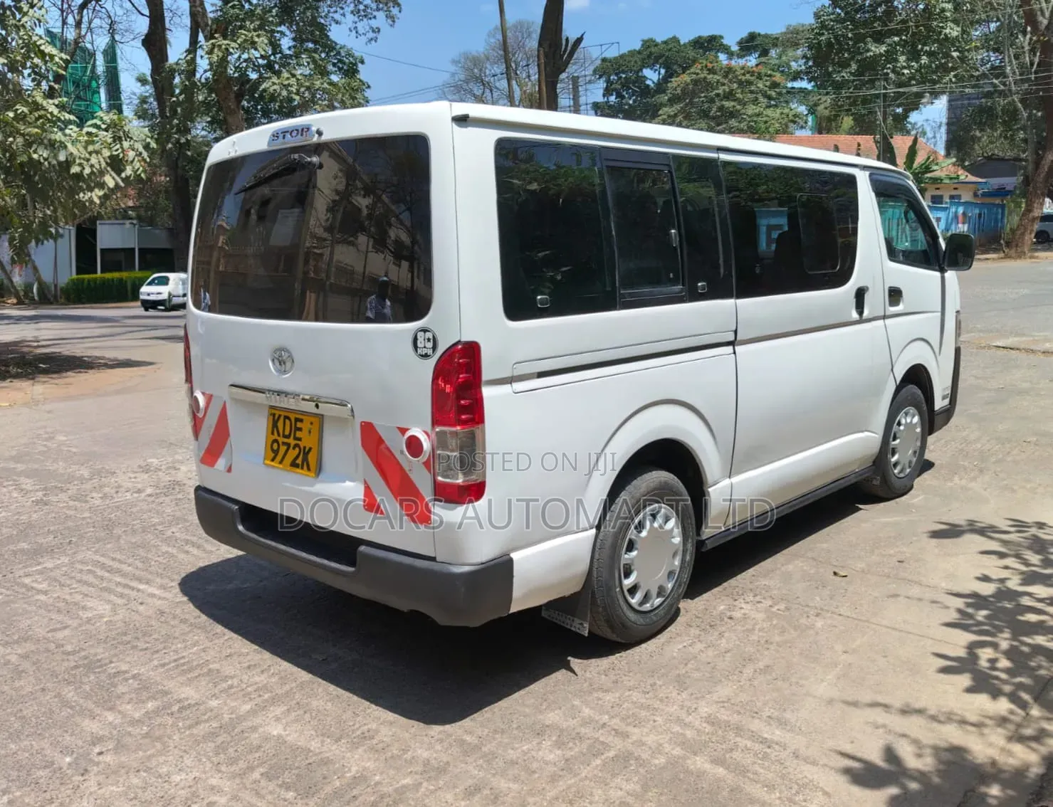 Toyota HiAce 2016 White