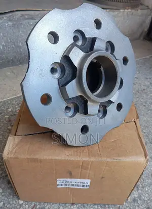 Wheel Hub Front NISSAN TD27