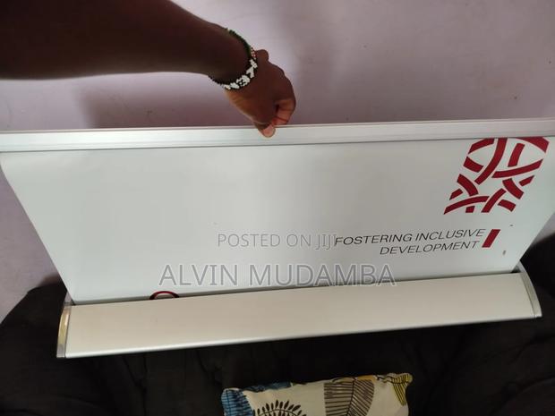 Retractable Roll-Up Banner Stand (Hardware Only + Bag) - main view