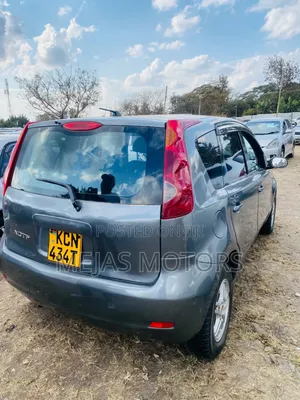 Nissan Note 2011 Gray