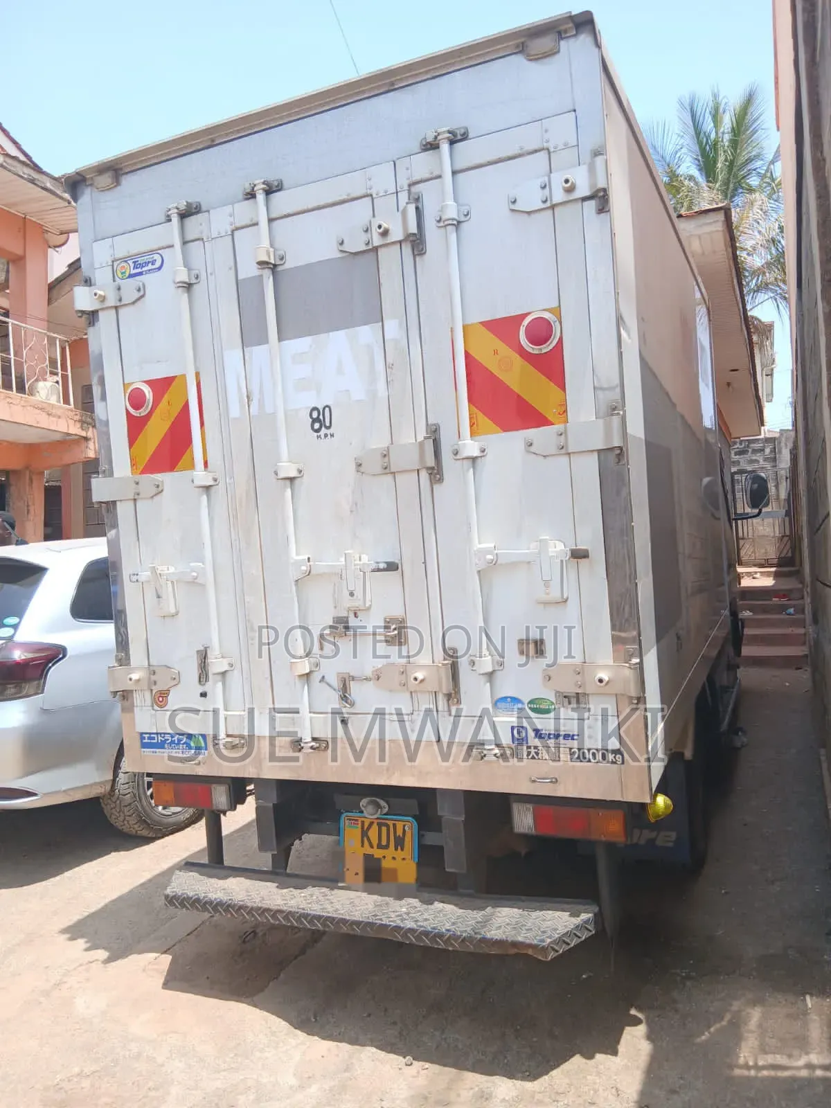 Mitsubishi Canter 2018 White