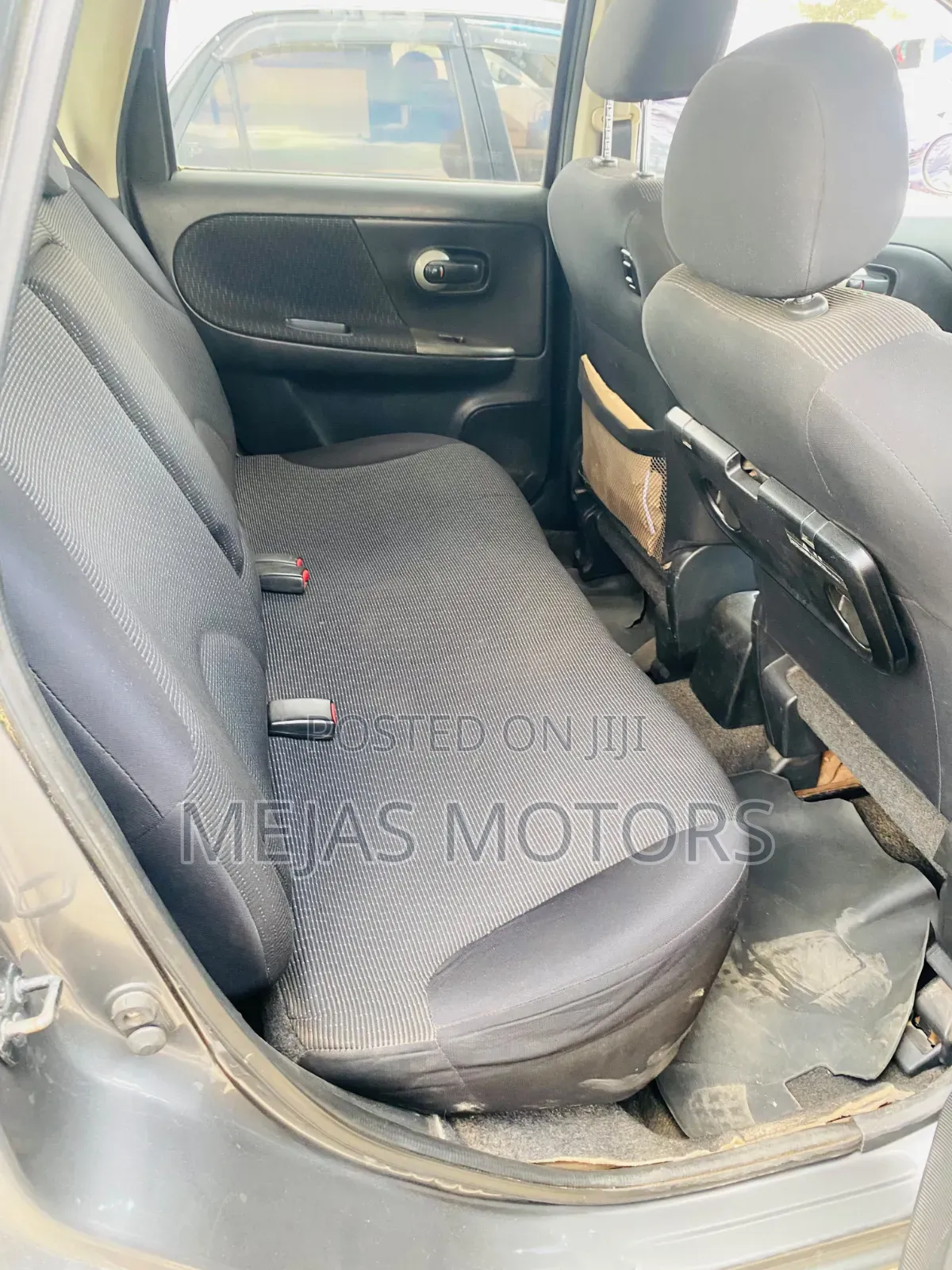 Toyota Corolla RunX 2006 White