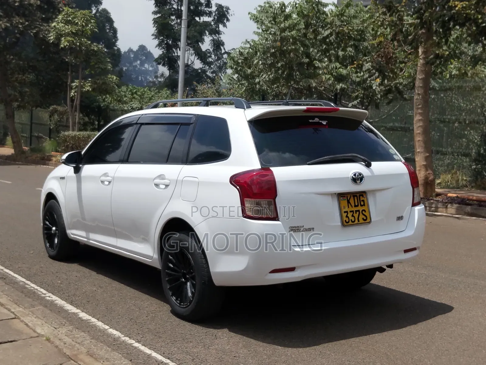 Toyota Corolla Fielder 1.5 Hybrid FWD 2014 Pearl