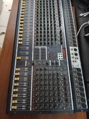 24 Channel Powerd Mixer