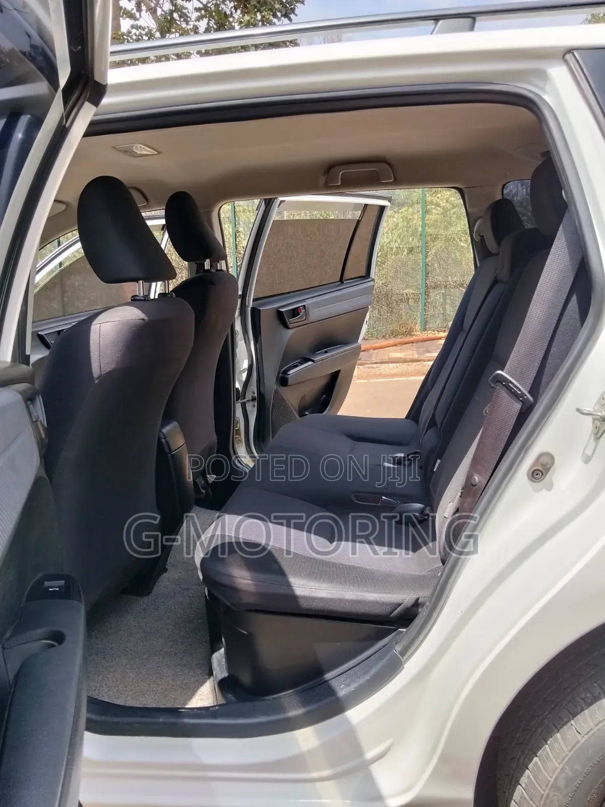 Toyota Corolla Fielder 1.5 Hybrid FWD 2014 Pearl