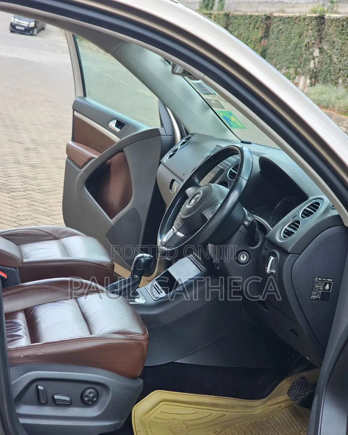 Volkswagen Tiguan 2012 Gold