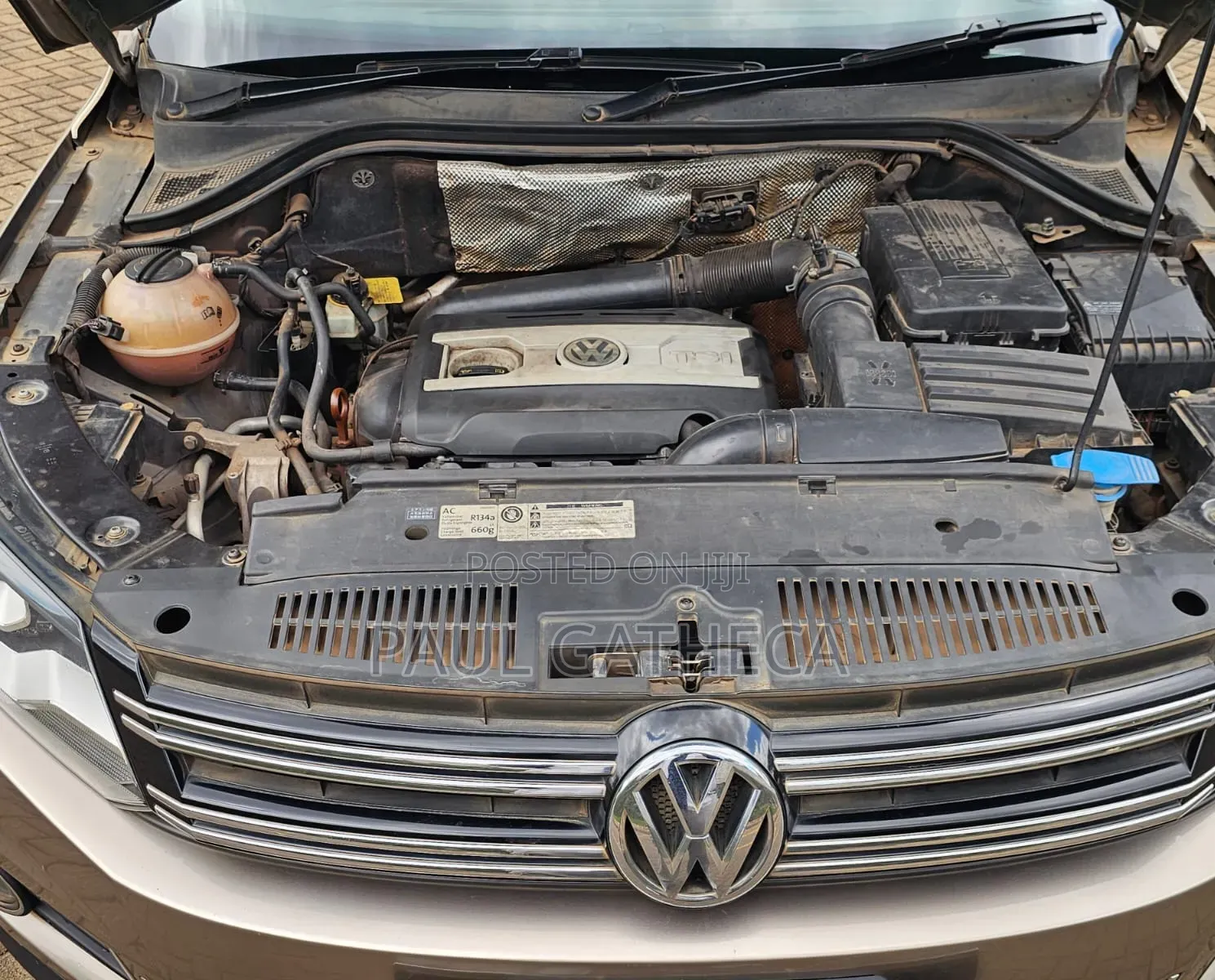 Volkswagen Tiguan 2012 Gold