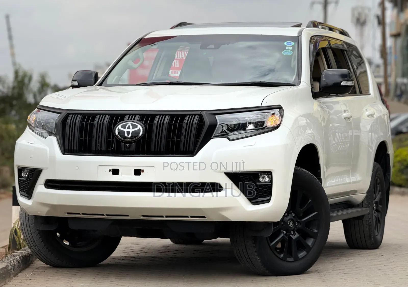 Toyota Land Cruiser Prado 2.8 2023 Pearl