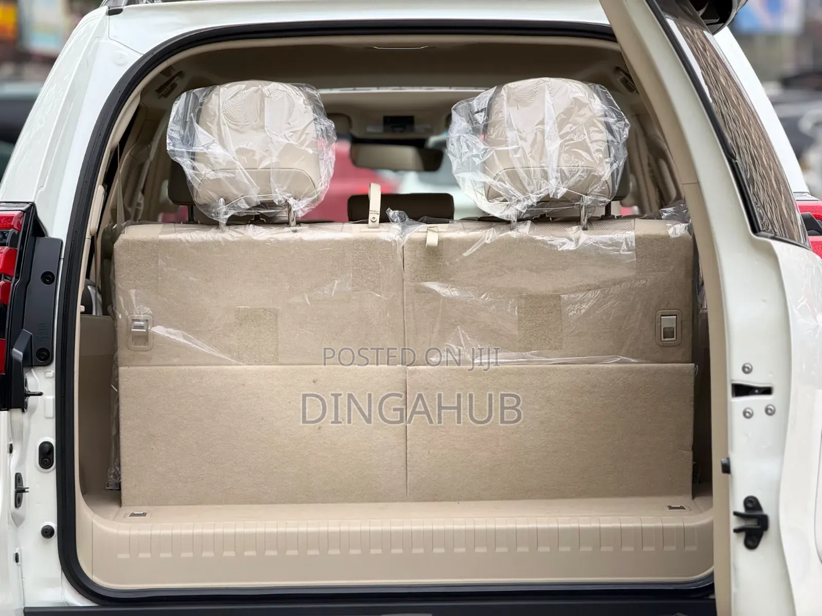 Toyota Land Cruiser Prado 2.8 2023 Pearl