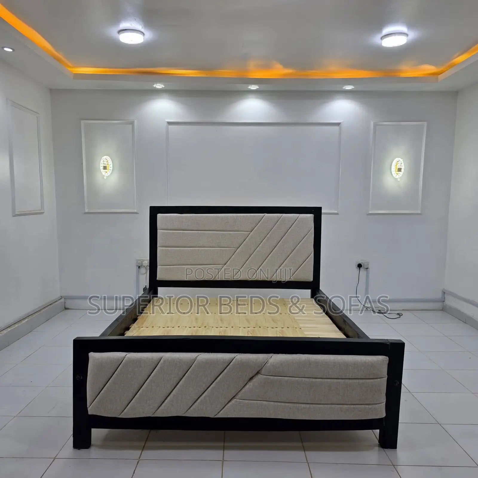 5x6 Black Beige Modern Mocket Bed