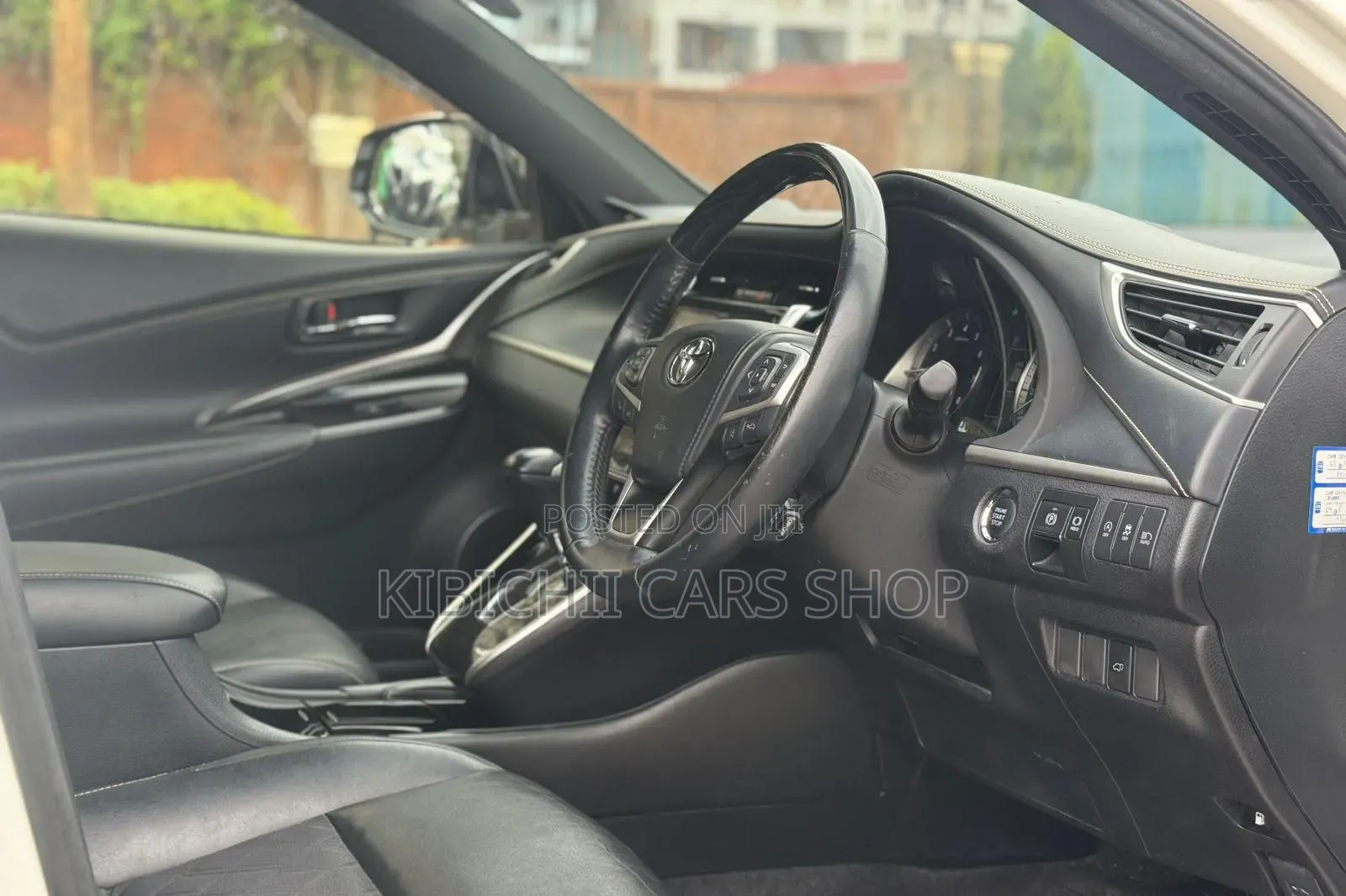 Toyota Harrier 2019 White