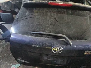 Toyota Fielder 161 Boot