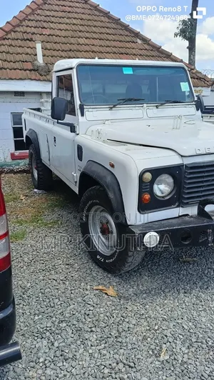 Land Rover Defender 110 2.5 TDi 2006 White