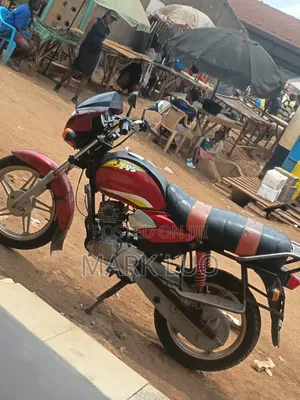 TVS HLX Plus ES 2020 Red