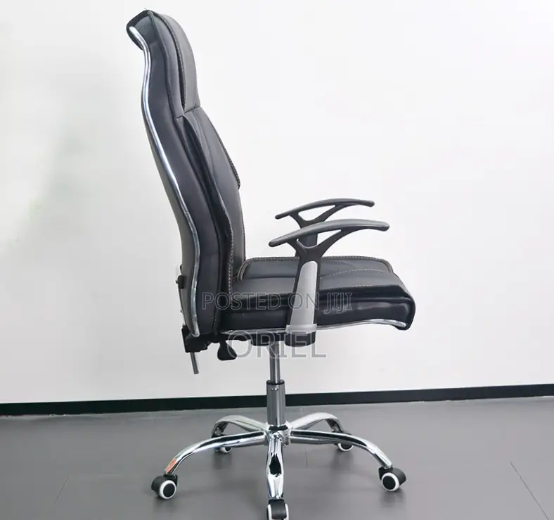 Office Chair : High Back Black Leather Chair