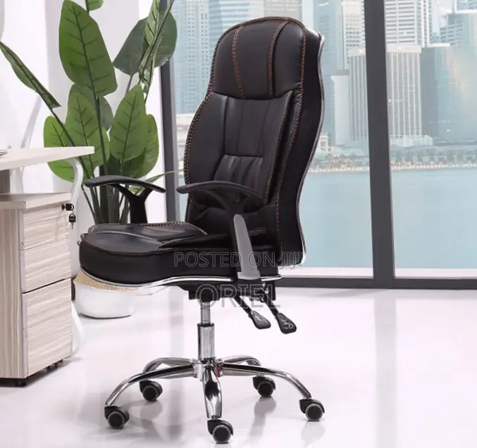 Office Chair : High Back Black Leather Chair