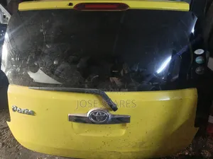Toyota Porte Boot