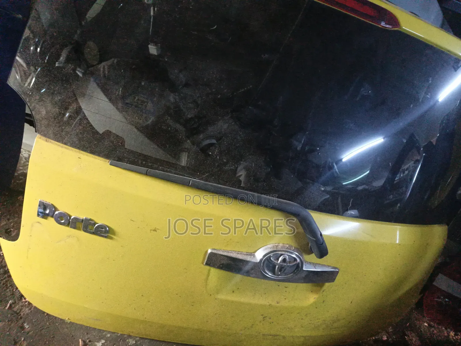 Toyota Porte Boot