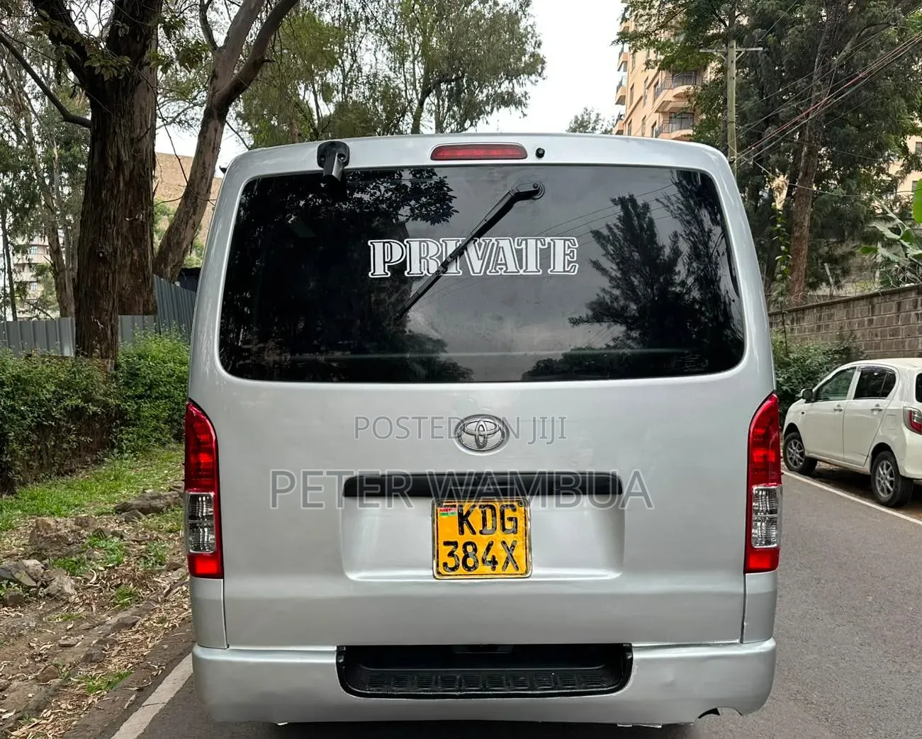 Toyota HiAce 2012 Silver
