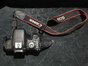 Canon 800D Camera