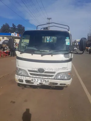 Toyota Dyna 2019 White