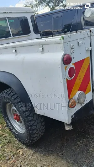 Land Rover Defender 110 2.5 TDi 2006 White