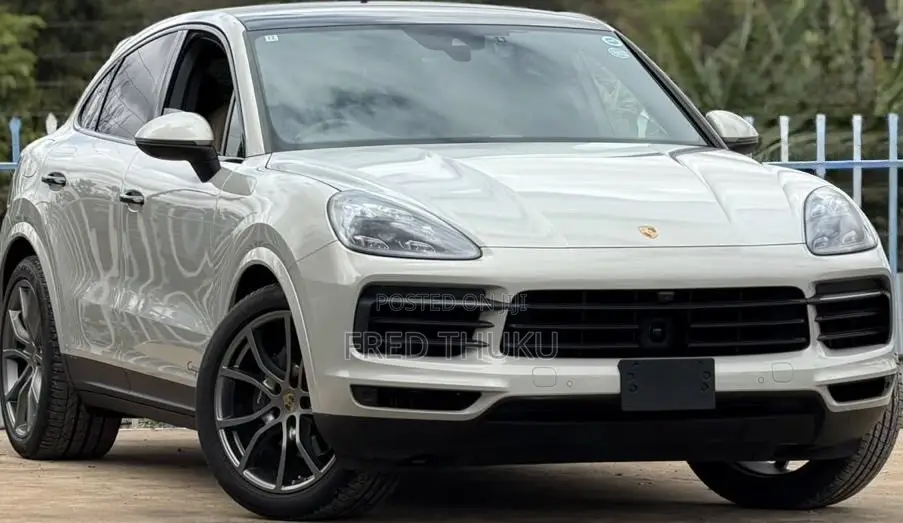 Porsche Cayenne Base AWD 2020 White
