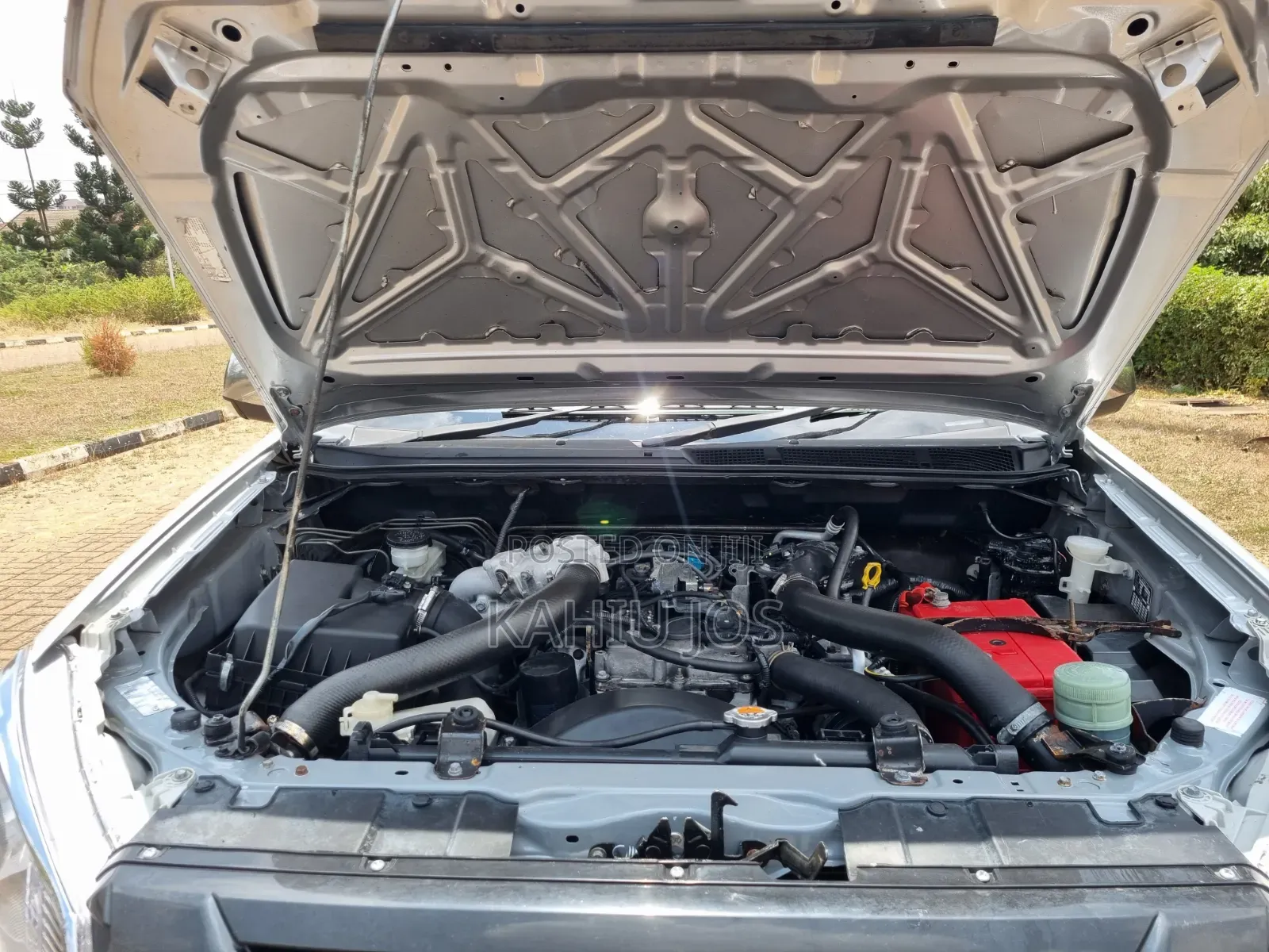 Isuzu D-MAX 2015 Silver