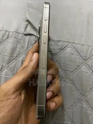 Apple iPhone 15 Pro 128 GB Gray