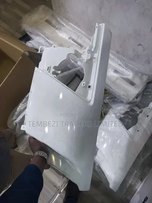 Heavy Duty White Side Wrap Corner Panel for Isuzu FRR 90 / FTR / FVZ