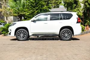 Toyota Land Cruiser Prado 2.7 2020 White
