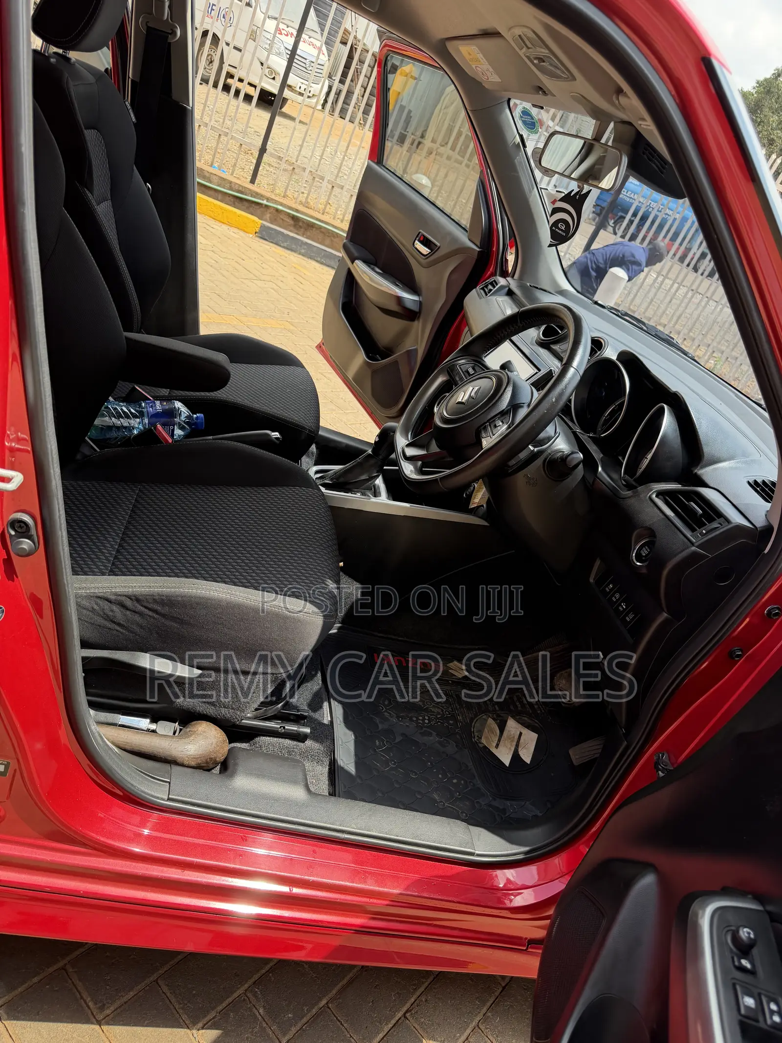 Suzuki Swift 2017 Red