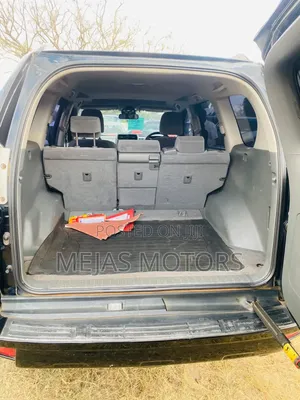Toyota Land Cruiser Prado 2011 Black
