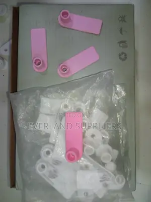 Ear Tags - Instant Visual Reference
