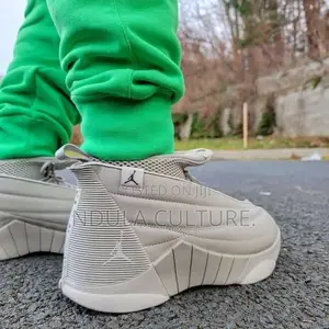 Air Jordan 15 Retro PSNY Sneakers