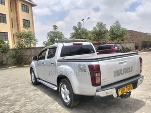 Isuzu D-MAX 2016 Silver
