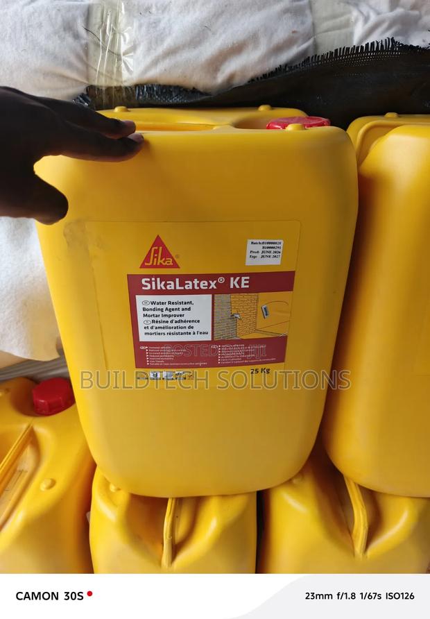 SikaLatex Latex Bonding Agent – Construction Grade