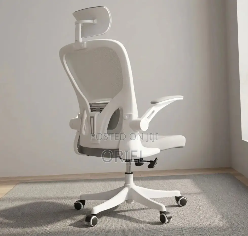Office Chair : High Back Gray Swivel Chair