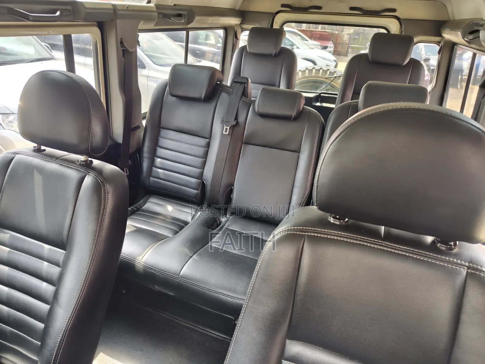 Land Rover Defender 2011 Pearl