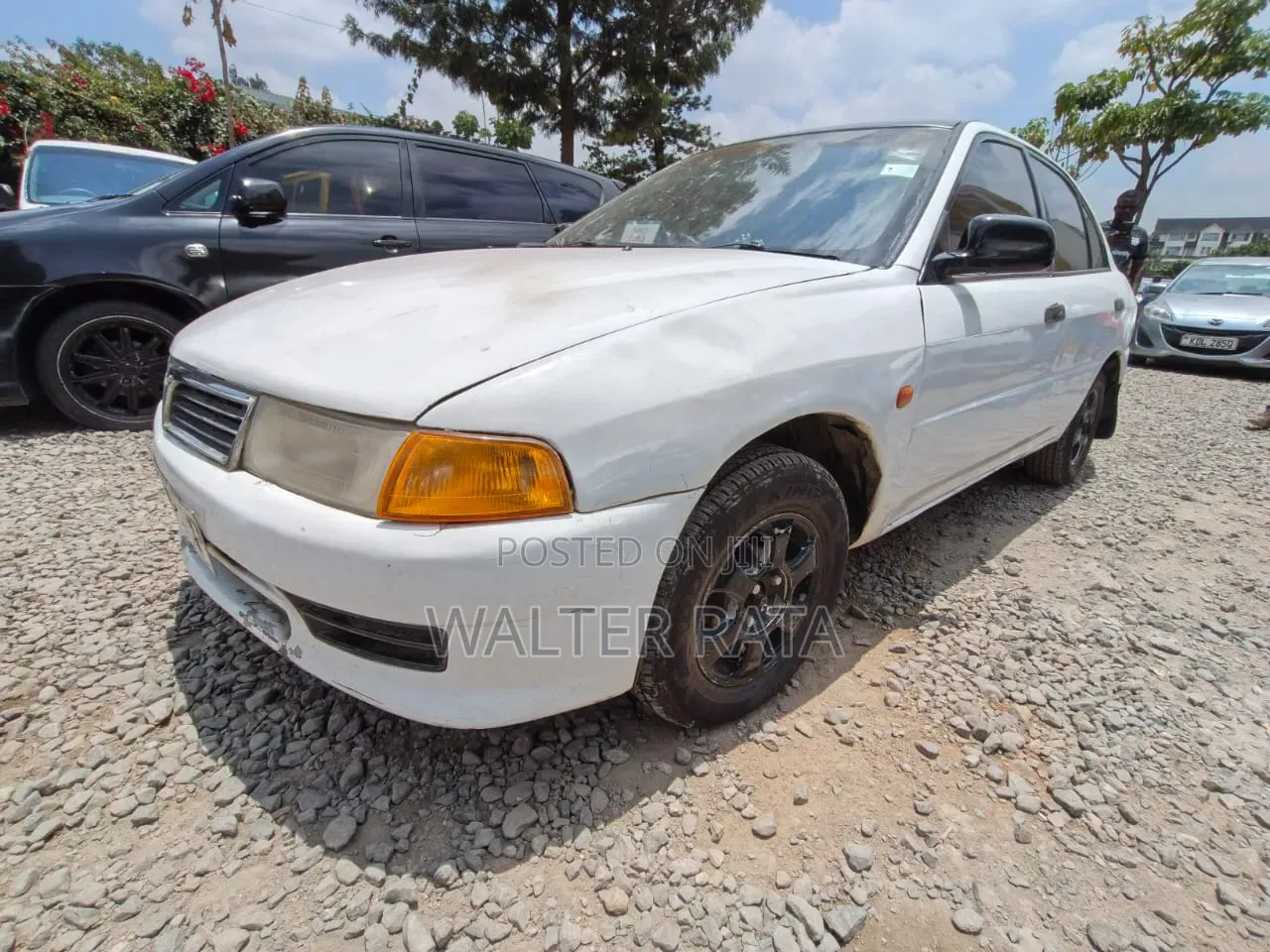 Mitsubishi Lancer 1998 White