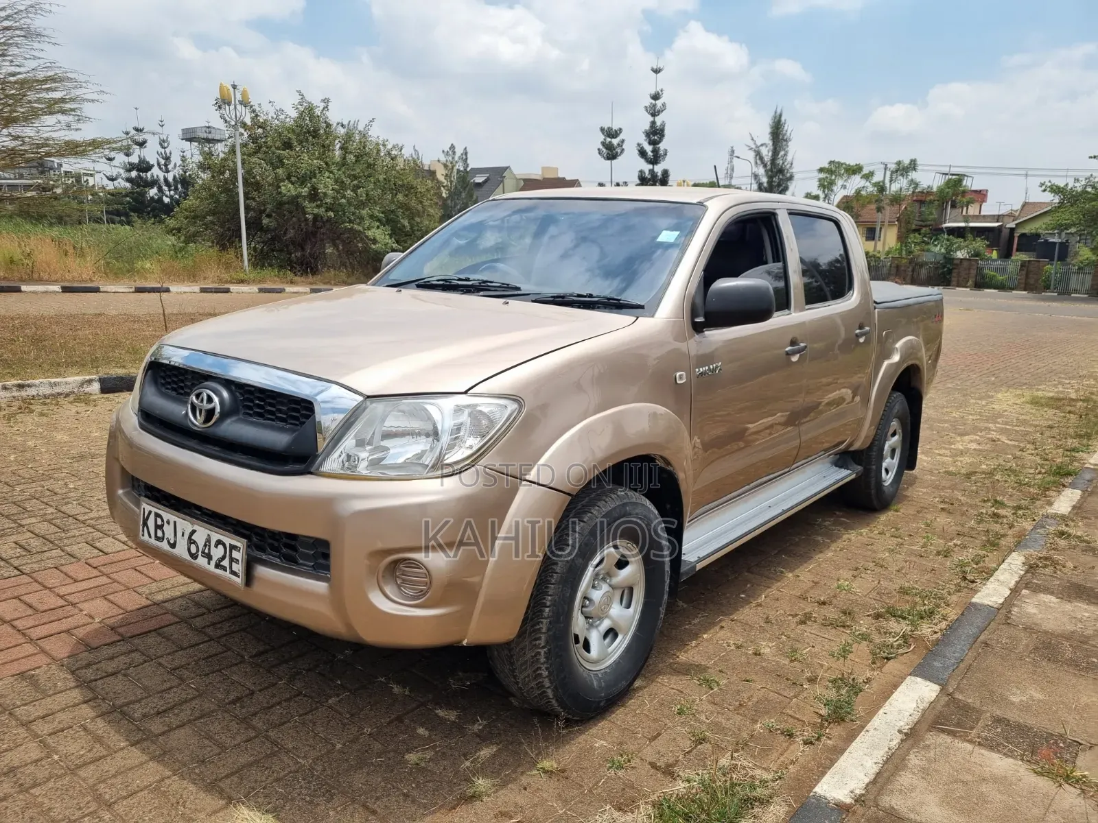 Toyota Hilux 2009 Gold