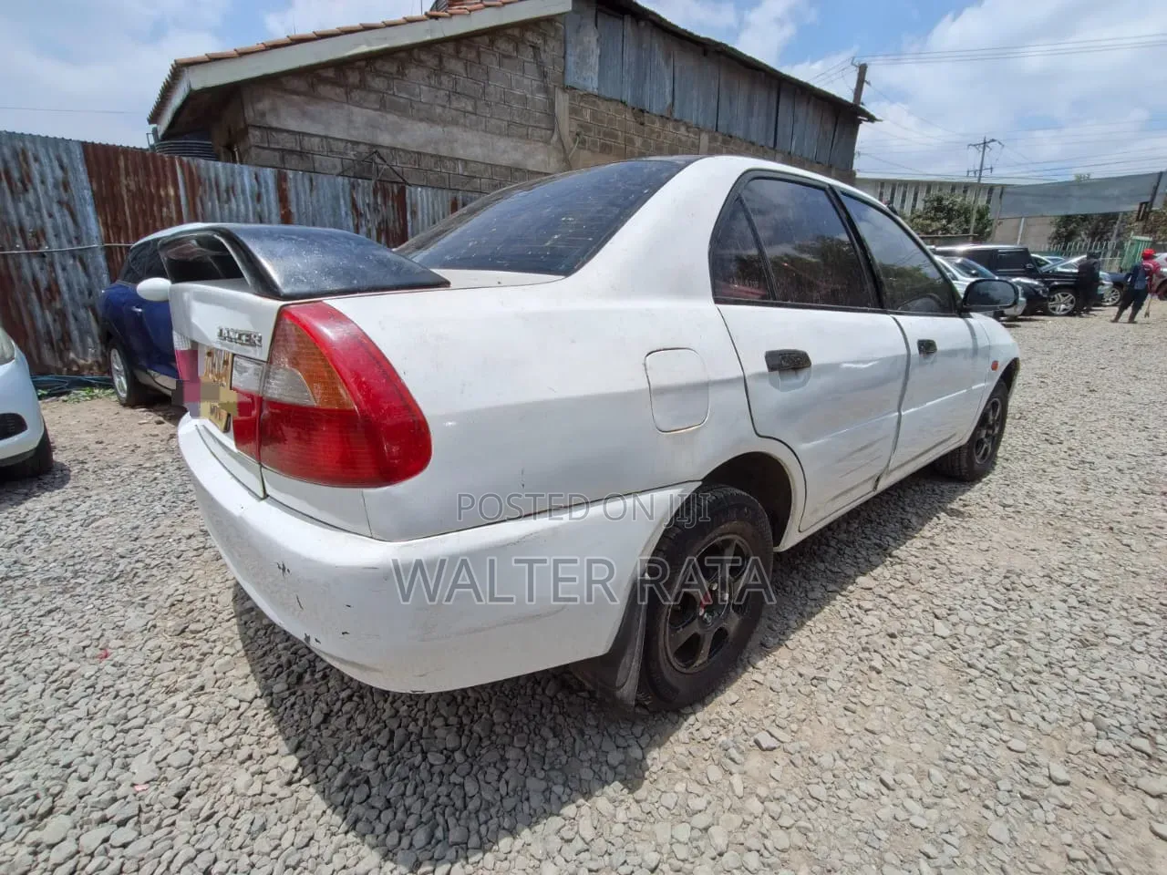 Mitsubishi Lancer 1998 White