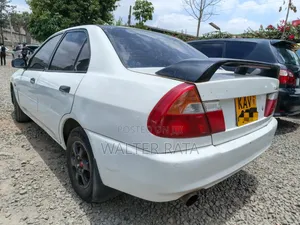 Mitsubishi Lancer 1998 White