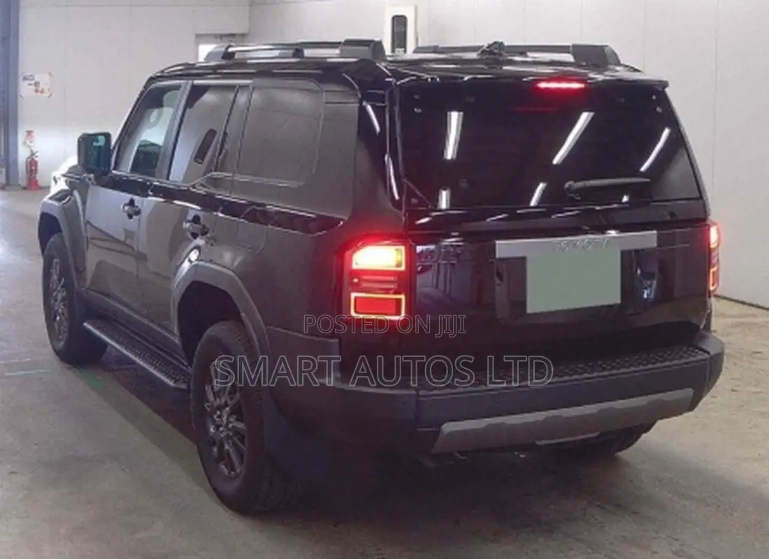 Toyota Land Cruiser LC250 2024 Black