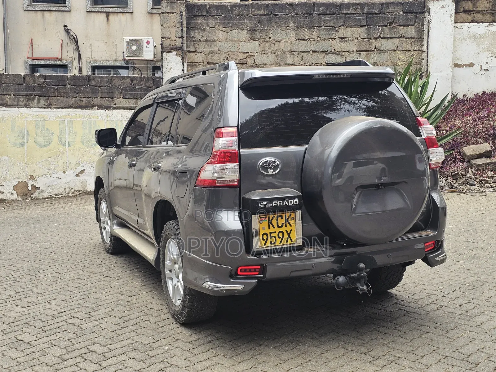Toyota Land Cruiser Prado 2010 Gray