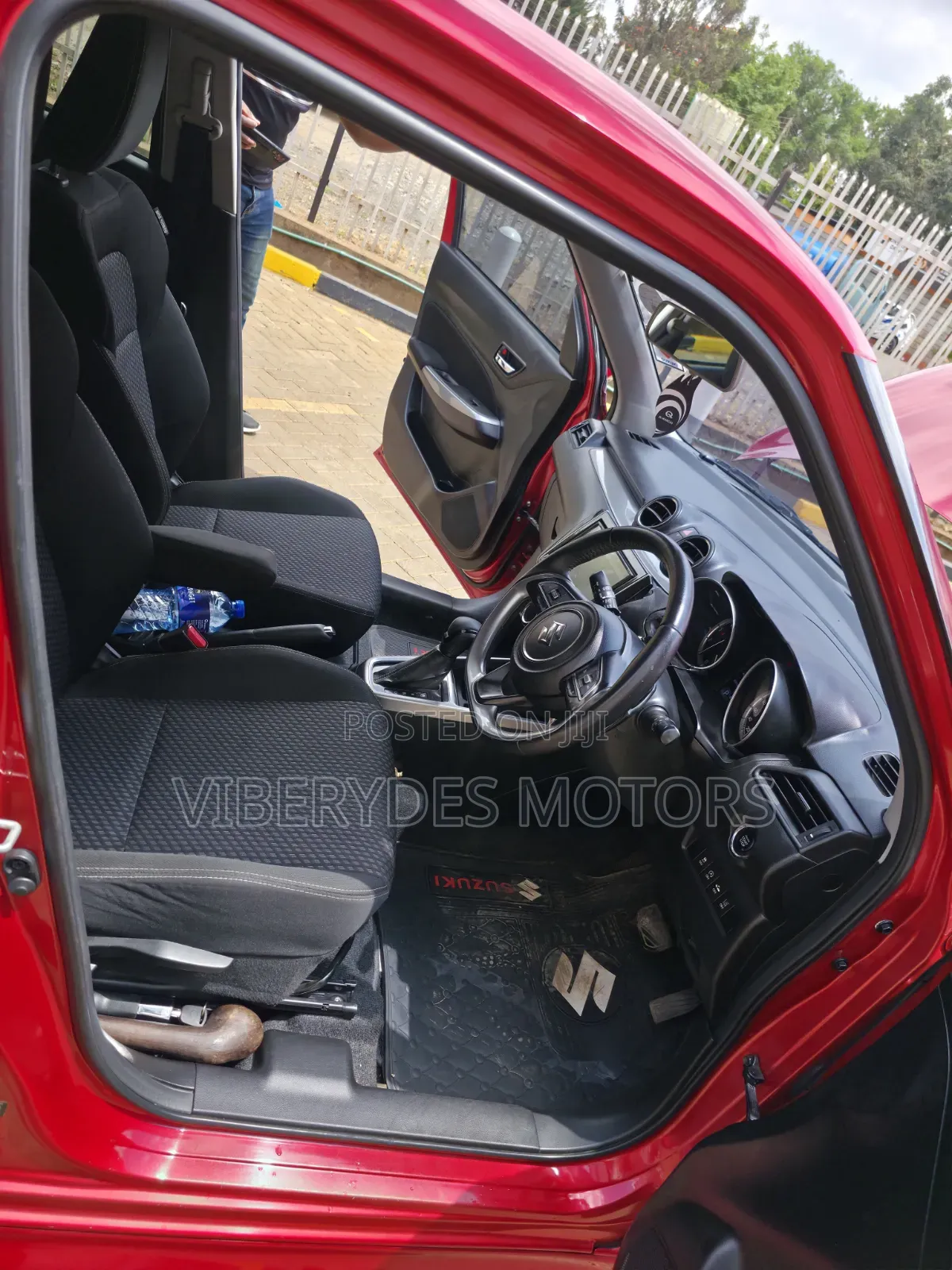 Suzuki Swift 2017 Red